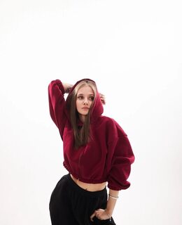 Аня