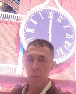 Данияр